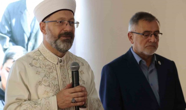 Diyanet İşleri Başkanı Erbaş: "Hacılarımızın sıkıntı yaşamamaları için bütün imkanlarımızı seferber ettik"