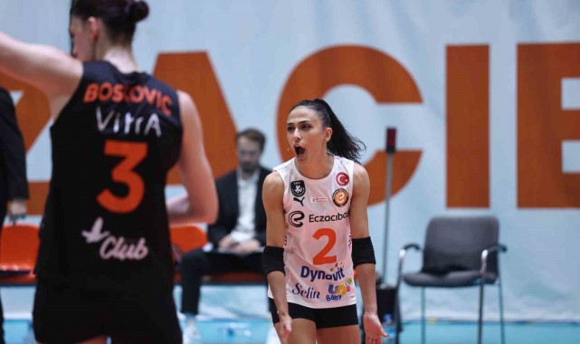 Eczacıbaşı Dynavit, kaptanı Simge Aköz'le sözleşme yeniledi