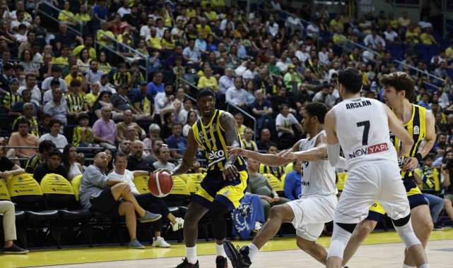 Fenerbahçe seride durumu 2-0 yaptı
