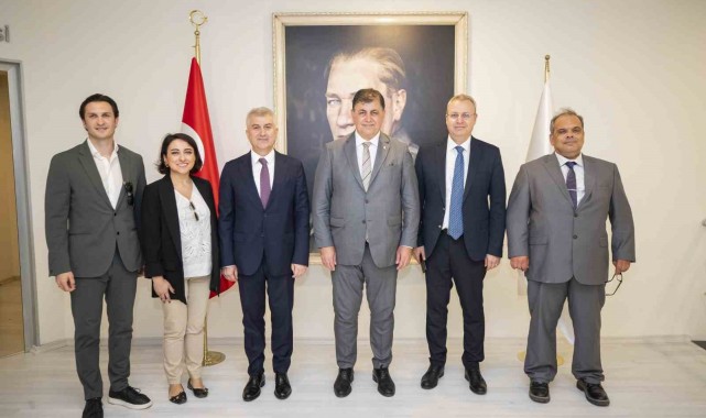 İzmir'in jeotermal projelerine tam destek