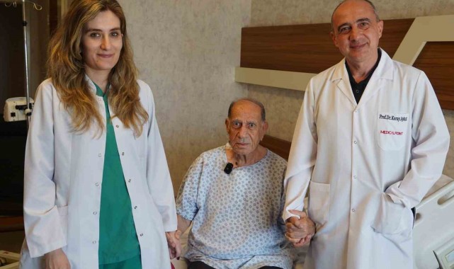 Kalbi durmadan yapılan bypass ile sağlığına kavuştu
