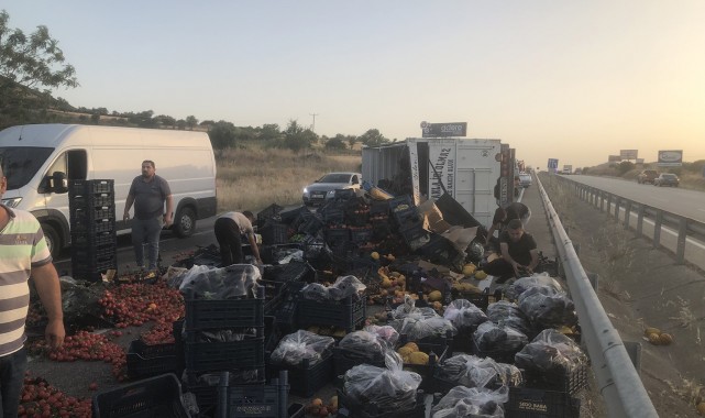 Manisa'da kazalar peş peşe geldi: 2 yaralı