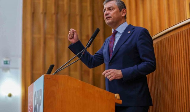 Özgür Özel'den erken seçim sinyali: "Böyle giderse erken seçimi millet ister"