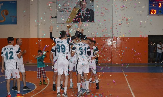 Sarıgöl Kaymakamlık Voleybol Turnuvası sona erdi