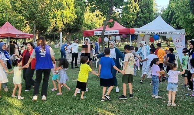 Turgutlu'da koruyucu aileler şenlikte buluştu