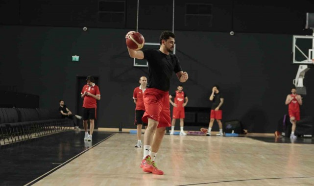 A Milli Erkek Basketbol Takımı, çalışmalarını tamamladı