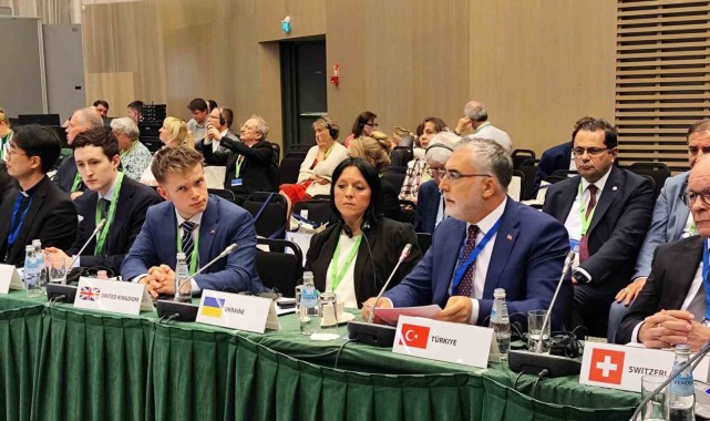 Bakan Işıkhan: "Türkiye, bölgesel çatışma ve savaşlarda kalıcı barışın tesis edilmesinde rol oynamaya devam etmektedir"