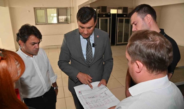Başkan Zeyrek 'Kent Lokantası' çalışmalarını yerinde inceledi