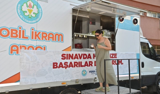 Büyükşehir'den sınava giren memur adaylarına destek