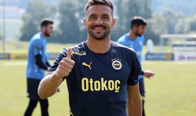 Fenerbahçe, yeni sezon hazırlıklarını sürdürdü