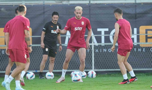Galatasaray günü çift antrenmanla tamamladı