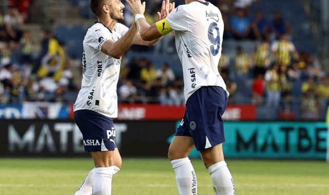 Hazırlık maçı: Fenerbahçe: 4 - Strasbourg: 0