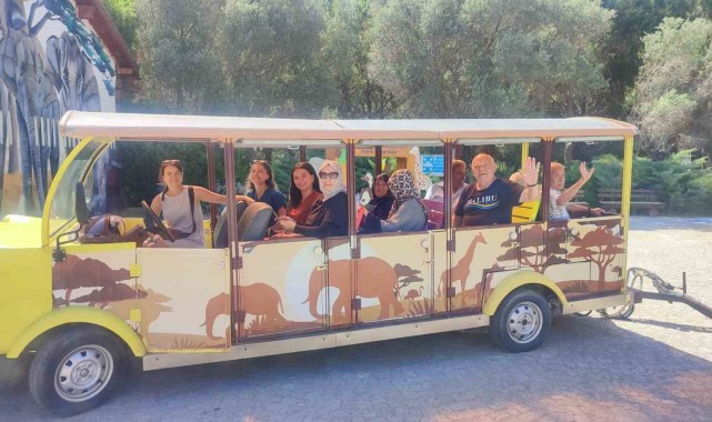 Huzurevi sakinleri Sasalı Doğal Yaşam Parkı'nı gezdi