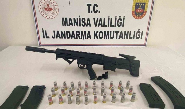 Manisa'da jandarmadan suç örgütüne operasyon: 7 gözaltı