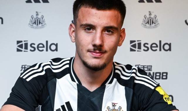 Newcastle United, Miodrag Pivas'u transfer etti