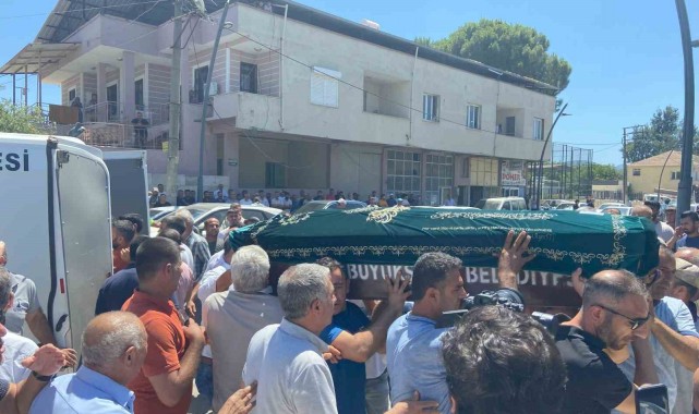 Patlamada hayatını kaybeden kardeşlere acı veda