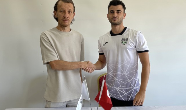 Bornova 1877'ye Galatasaray patentli sol bek
