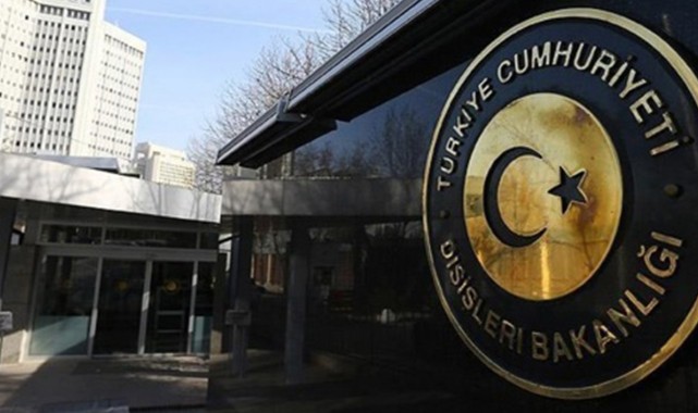 Dışişleri Bakanlığı: ' Zorunlu olmadıkça Lübnan'a gitmeyin'