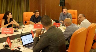 TBF Başkanı Hidayet Türkoğlu, Türkiye Sigorta Basketbol Süper Ligi temsilcileriyle buluştu