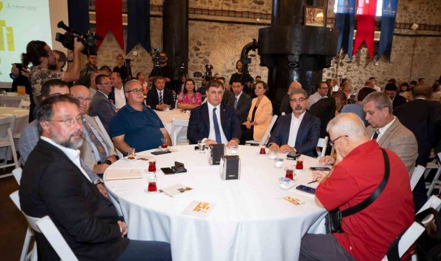 İzmir'in yeni Deprem Master Planı için yol haritası oluşturuluyor