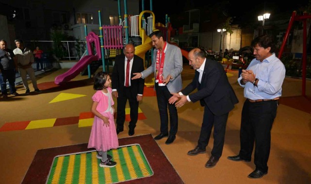 Küçük çocuk istedi, Başkan Zeyrek yerine getirdi