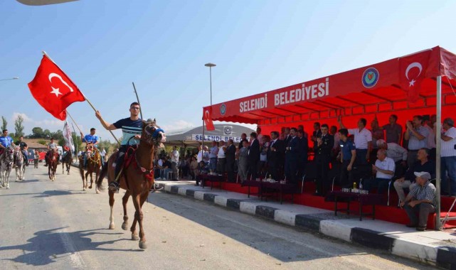 Selendi'de kurtuluşun 102. yılı coşkuyla kutlandı