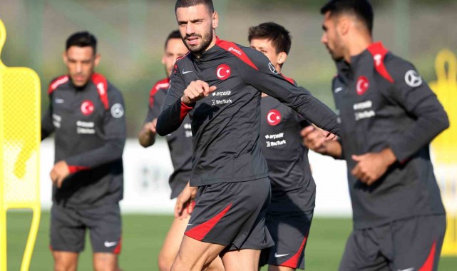 A Milli Takım, Karadağ maçı hazırlıklarını basına kapalı sürdürdü