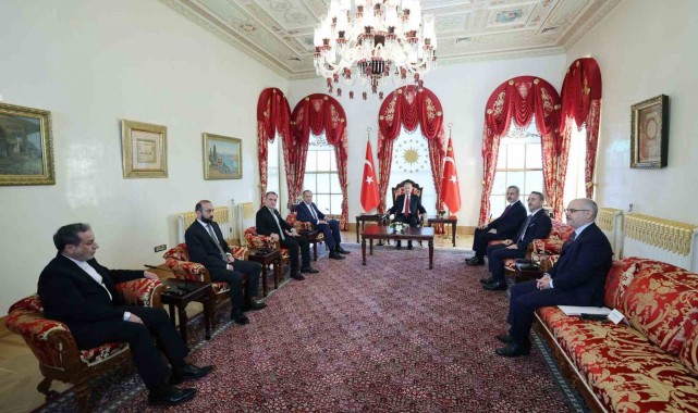 Erdoğan Rusya, İran, Azerbaycan ve Ermenistan'ın dışişleri bakanlarıyla görüştü