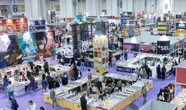 İZKİTAP ilk günden yoğun ilgi gördü
