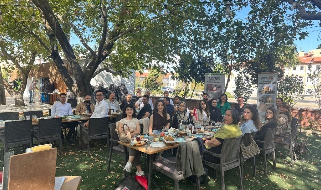 Turgutlulu mimarlar Dünya Mimarlık Günü'nde kahvaltıda buluştu
