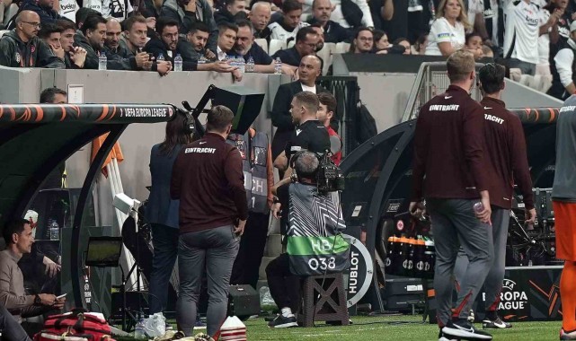 UEFA Avrupa Ligi: Beşiktaş: 1 - Eintracht Frankfurt: 3 (Maçtan Kareler)