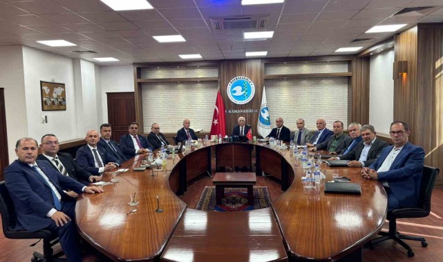 Zeytinde rekolte yüksek, üreticiden alımlar devam ediyor