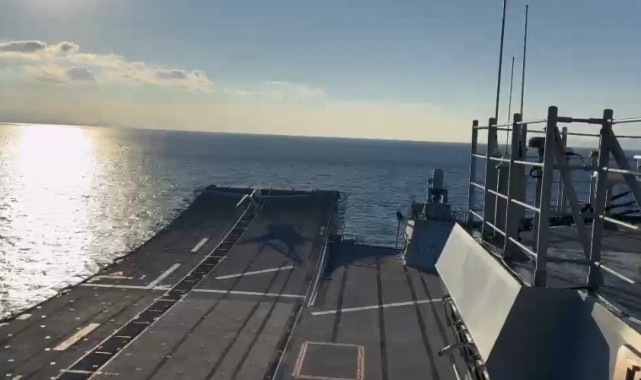 Bayraktar TB3 SİHA, TCG ANADOLU'dan uçuş testini başarıyla tamamlandı