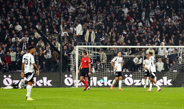 Beşiktaş, Süper Lig'de galibiyet hasretini 4 maça çıkardı