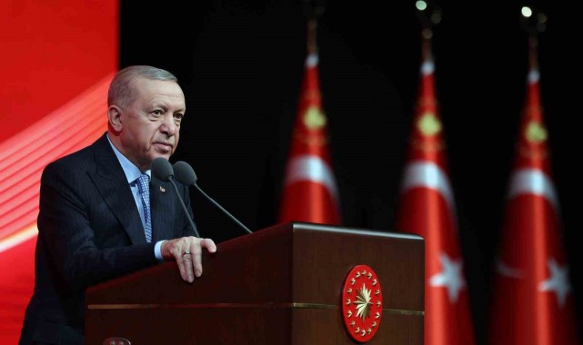Cumhurbaşkanı Erdoğan: "Her türlü insan hakkı ihlalini görmezden gelenlerin meselesi asla kadınların hak ve hukuku, özgürlüğü olamaz"