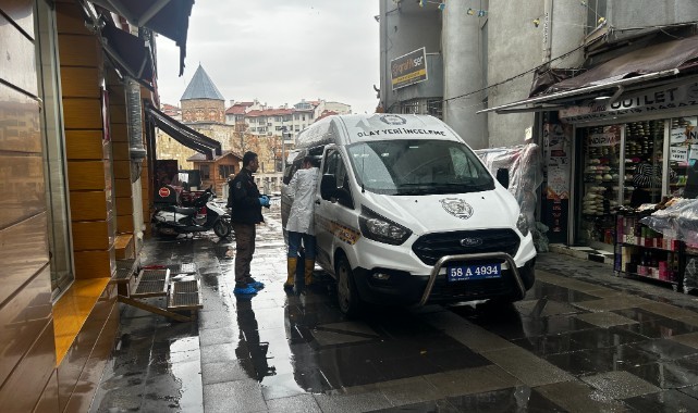 Dershane çatısında yangın: öğretmen hayatını kaybetti