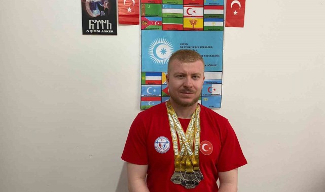 Evinde salon kurdu, Görme Engelliler Halter Şampiyonası'nda dünya ikincisi oldu