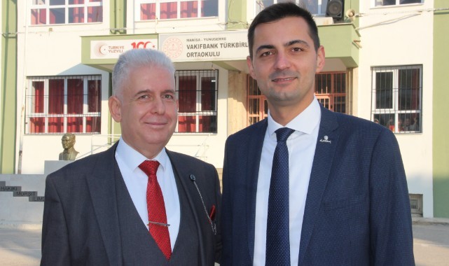 Heimlich manevrası öğretmenin hayatını kurtardı