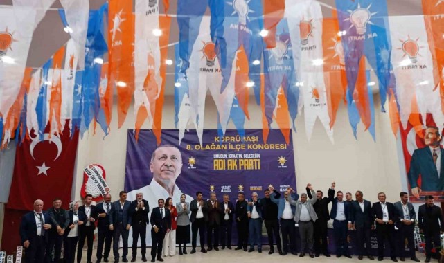 İlçede AK Parti Teşkilatı'nda başkan değişmedi