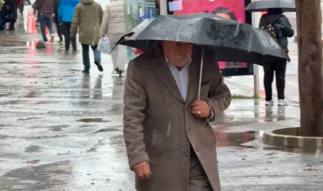 İstanbul Anadolu yakasında kar yağışı başladı