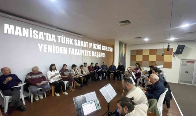 Manisa'da Türk Sanat Müziği Korosu yeniden faaliyete başladı