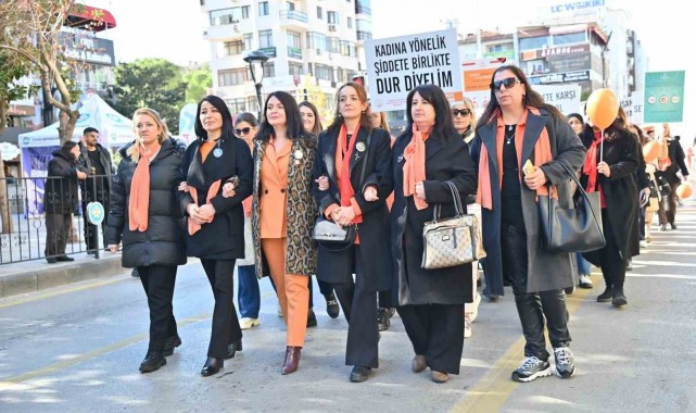 Manisa'da kadına yönelik şiddete birlikte 'Dur' dendi