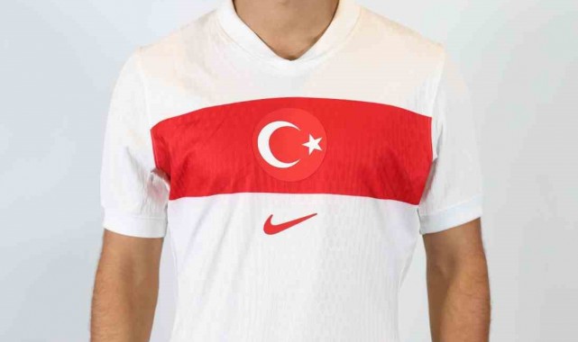 Milli futbolcu, A Milli Futbol Takımı'nda kadrodan çıkarıldı