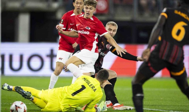 UEFA Avrupa Ligi: AZ Alkmaar: 1 - Galatasaray: 1
