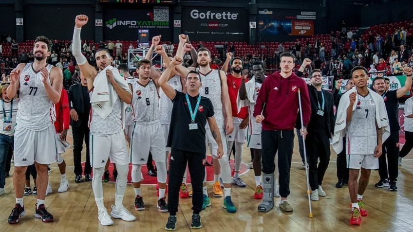 Karşıyaka Basketbol evinde 5’te 5 yaptı