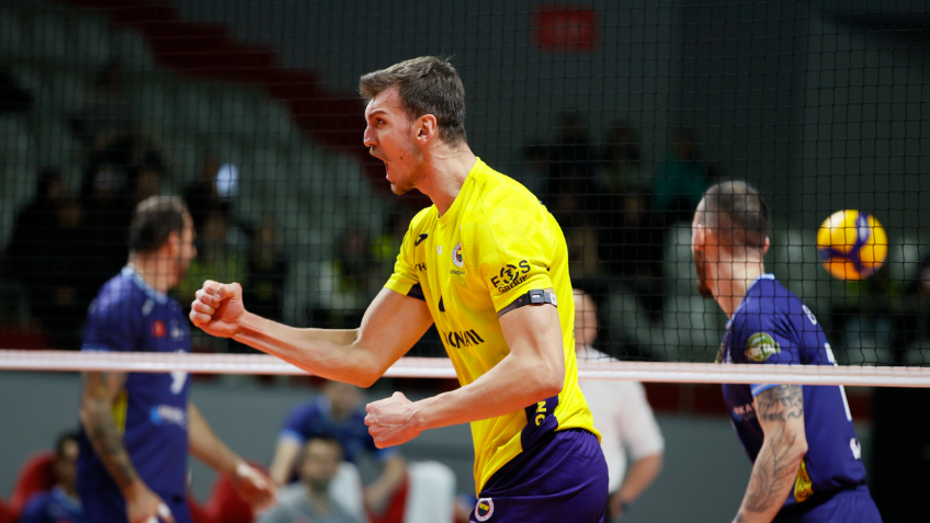 Efeler Ligi: Fenerbahçe Medicana: 3 - Arkas Spor: 2