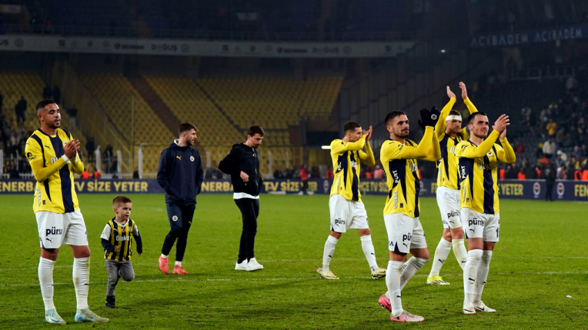 Trendyol Süper Lig: Fenerbahçe: 3 - Başakşehir: 1 (Maç sonucu)