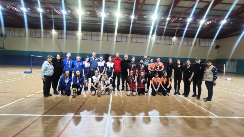 Manisa'da Badminton İl Birinciliği Müsabakaları Tamamlandı