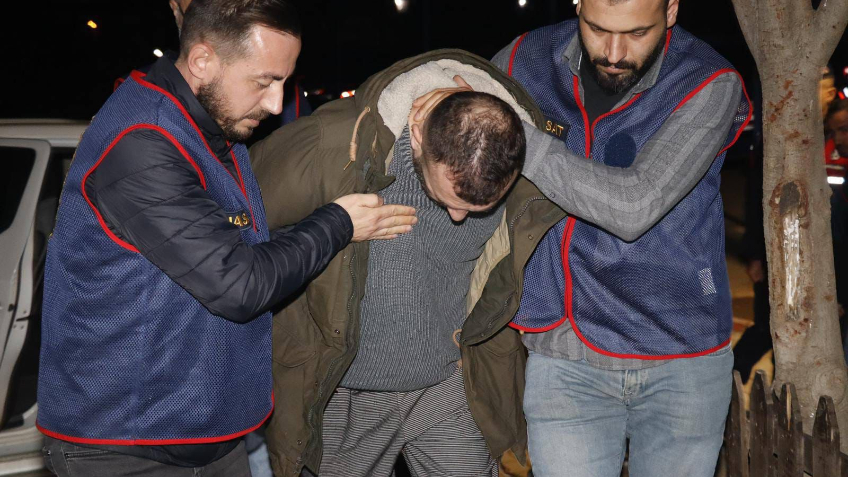 Araçtan ateş açmışlardı: Şüpheliler yakalandı!