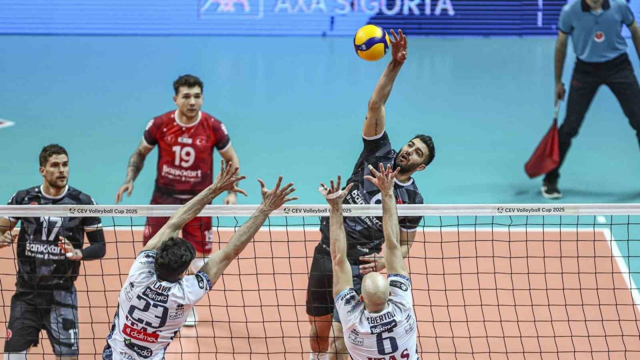 Ziraat Bankkart, CEV Kupası’nda finalde